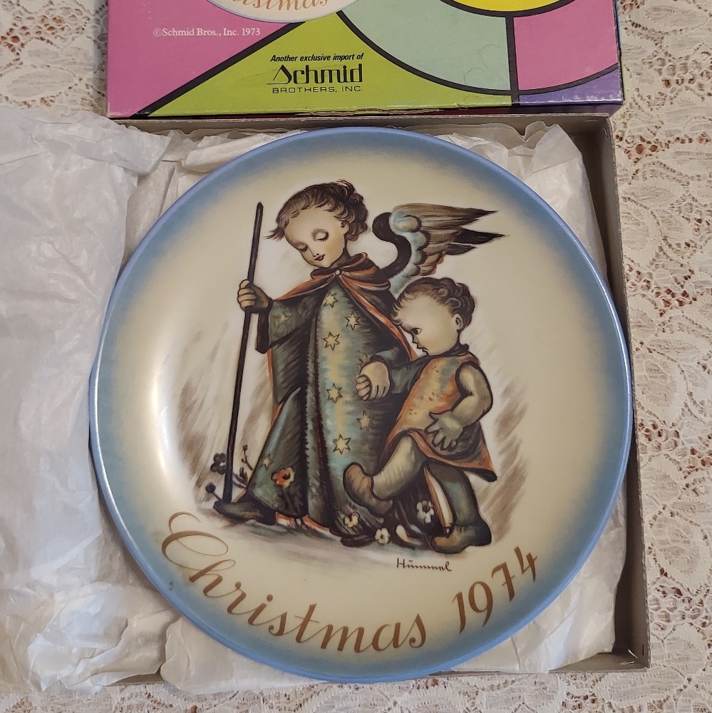 Hummel 1974 Christmas Plate Guardian Angel Vintage Schmid Made in West Germany